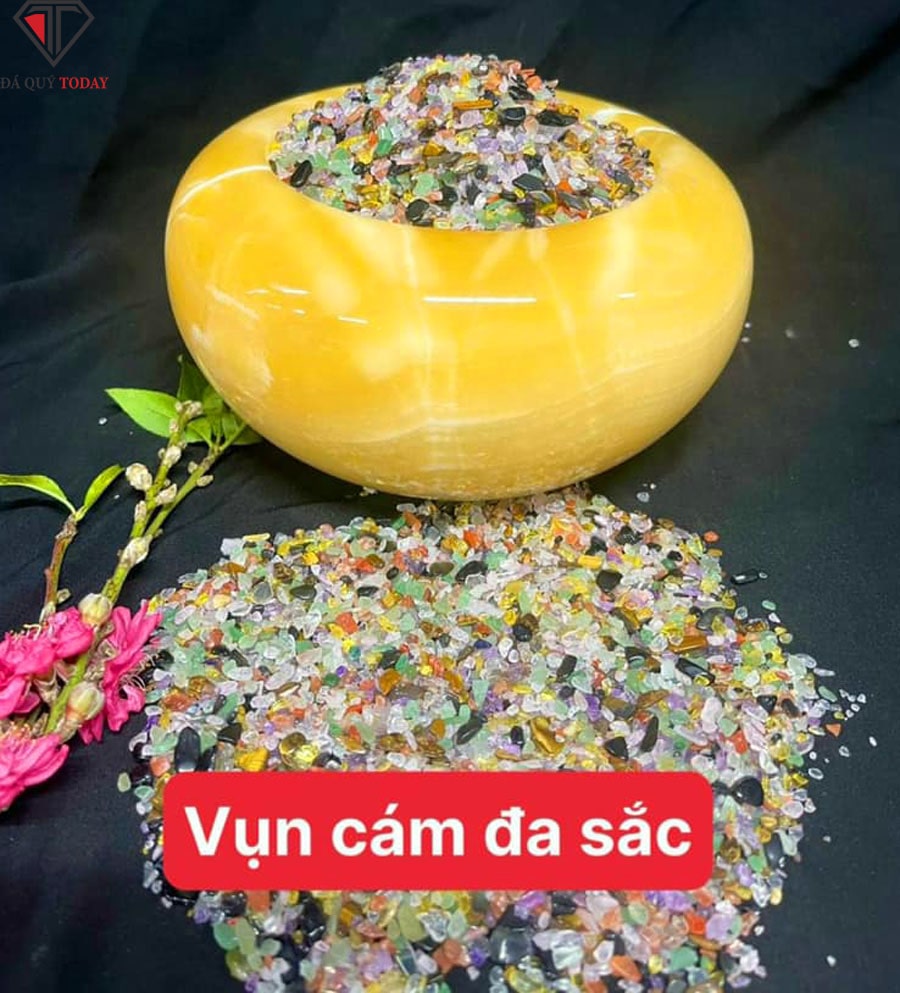 Đá thạch anh vụn cám đa sắc
