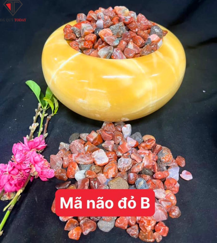 Đá thạch anh vụn mã não đỏ